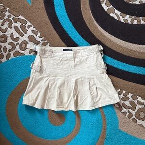 Brandy Melville Pleated Beige Cargo Mini Skirt OS (one size)